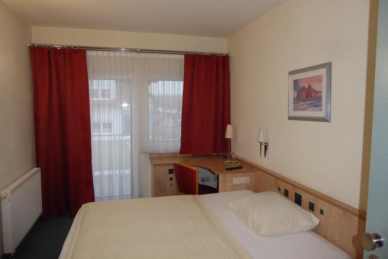 Hotel Ring Park Buchen  Extérieur photo