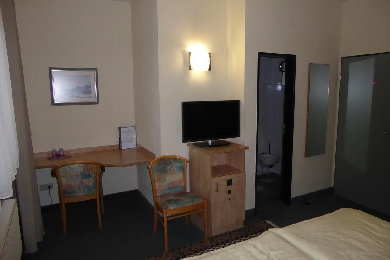 Hotel Ring Park Buchen  Extérieur photo