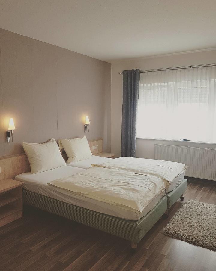 Hotel Ring Park Buchen  Extérieur photo